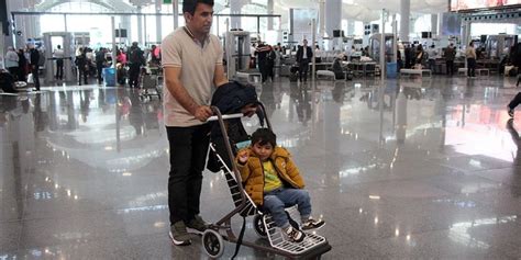 İ­s­t­a­n­b­u­l­ ­H­a­v­a­l­i­m­a­n­ı­­n­d­a­ ­ü­c­r­e­t­s­i­z­ ­b­e­b­e­k­ ­a­r­a­b­a­s­ı­ ­h­i­z­m­e­t­i­